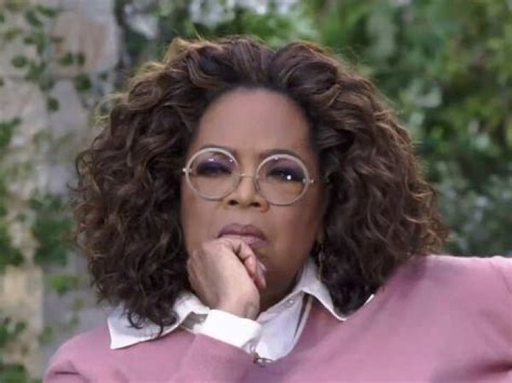 14 Times Oprah Has Worn the Color Purple to Promote &ldquo;The Color Purple&rdquo;