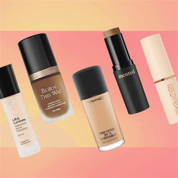 15 Best Foundation for Over 50 For That Beautiful Youthful Glow