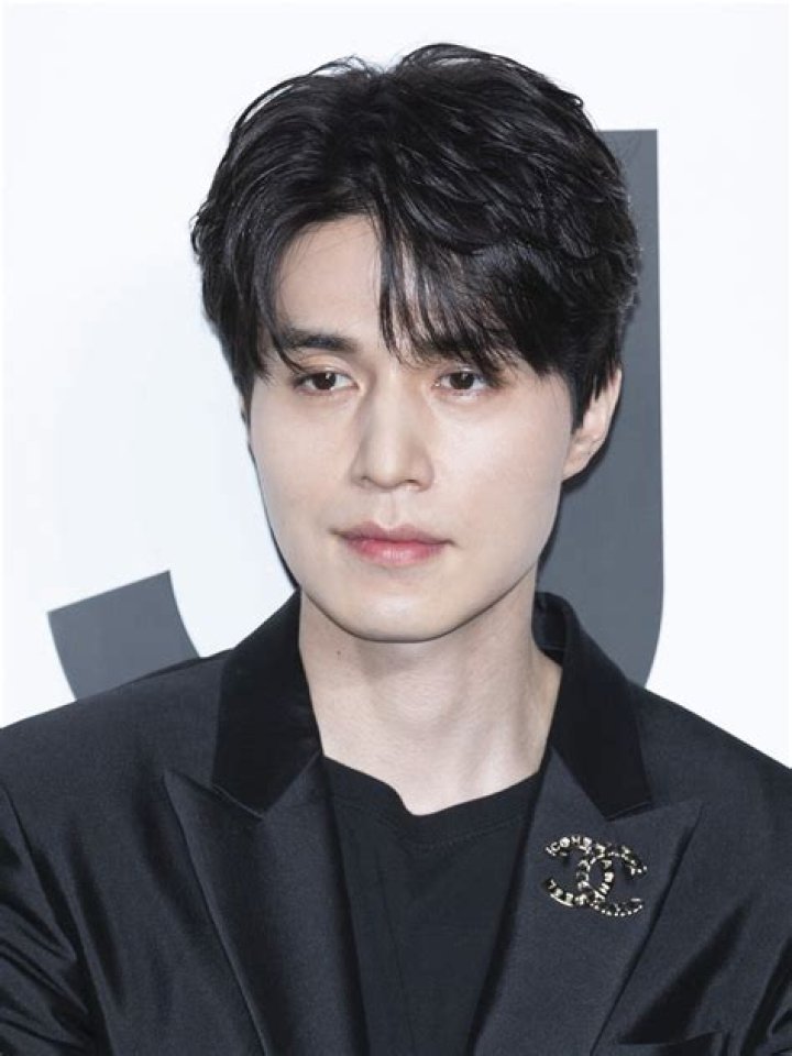Actor Lee Dong Wook Spills On His Ideal Type And Possible Future Plans