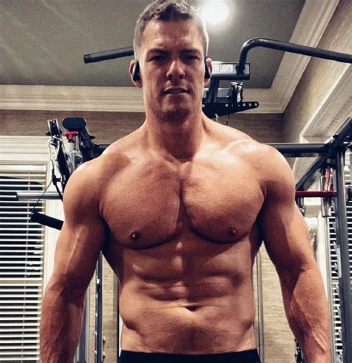 Alan Ritchson 6 by ItsaDavid on DeviantArt
