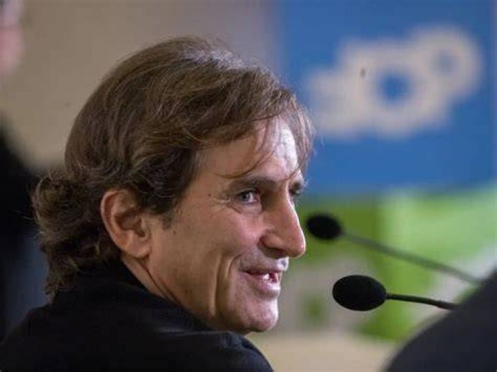 Alex Zanardi able to talk again as recovery continues F1