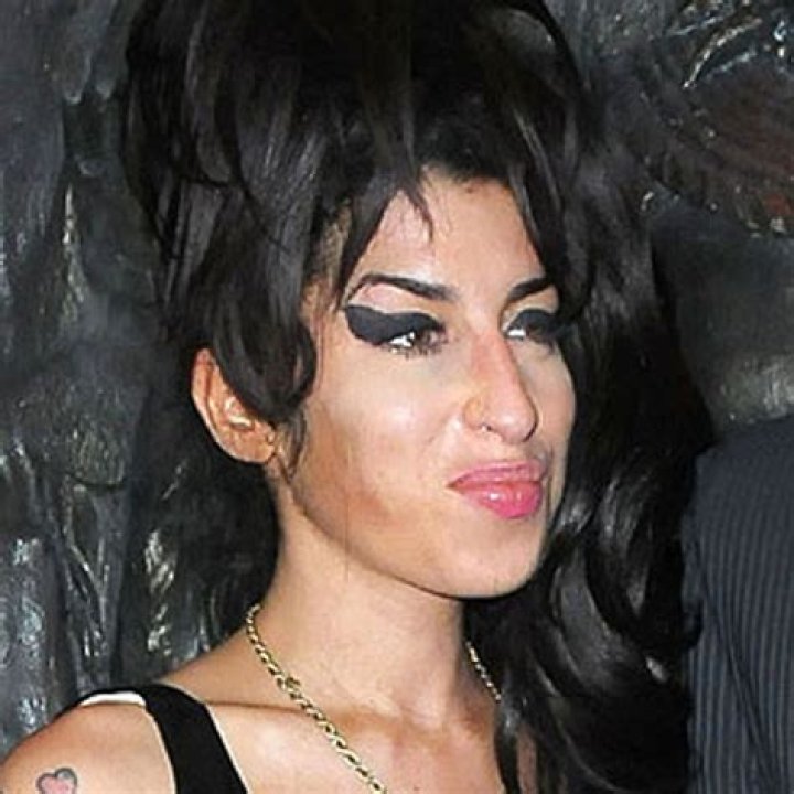 Amy Winehouse's exhusband alleges troubled star tried to kill herself