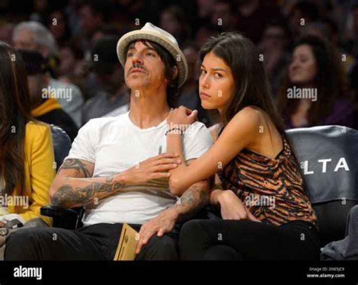 Anthony Kiedis and gf