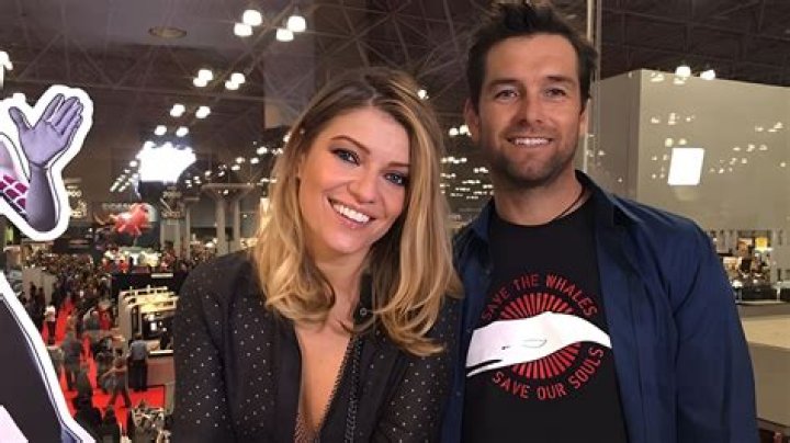 Antony Starr bio, height, girlfriend, photos in youth, family, career path 2024 Zoomboola