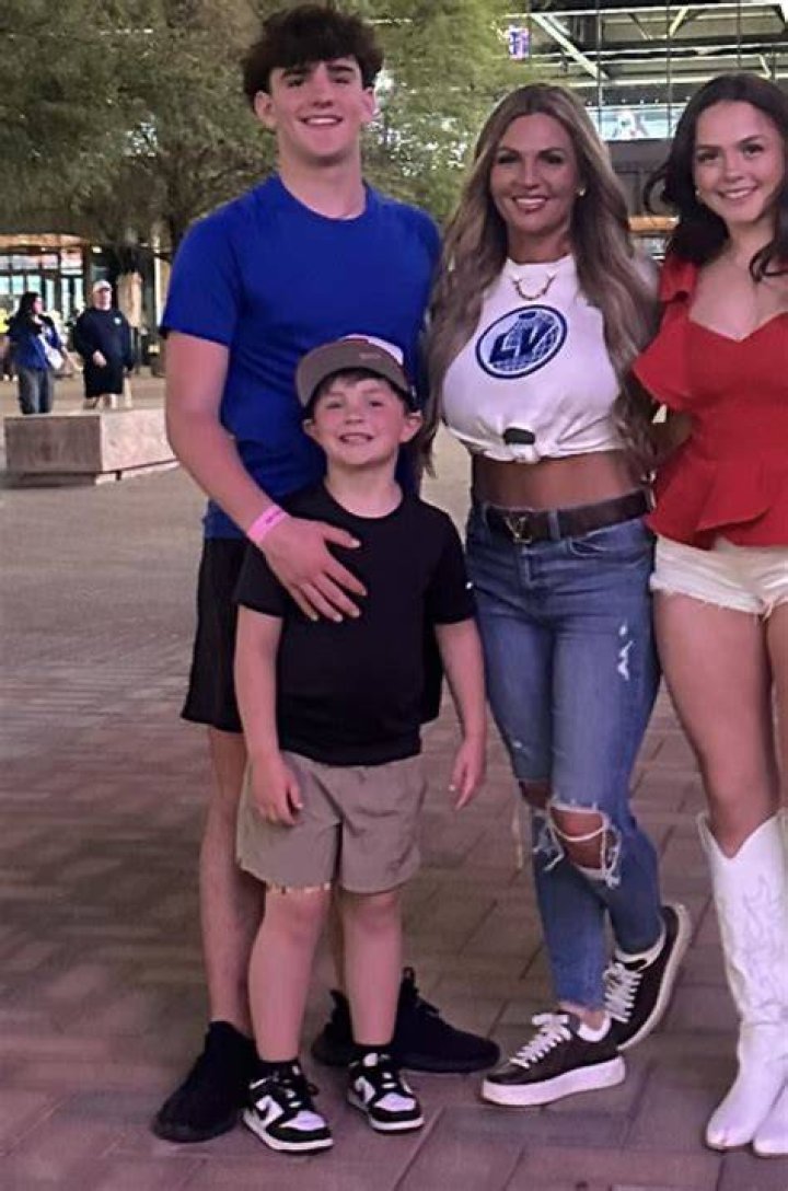 Aspen Vaughn Biography, Relationships, Professional Journey