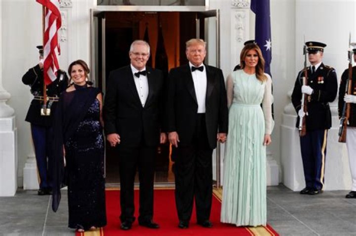 At second state dinner, Melania Trump&rsquo;s dress is as quiet and dutiful