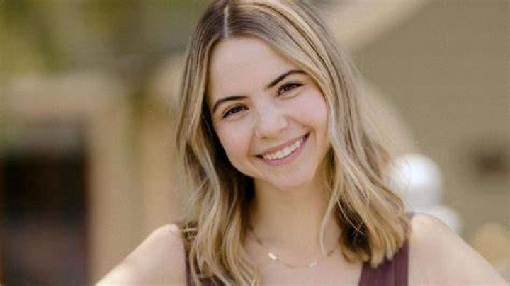 Bobbi Althoff responds after trending for deepfake “leaks” Dexerto