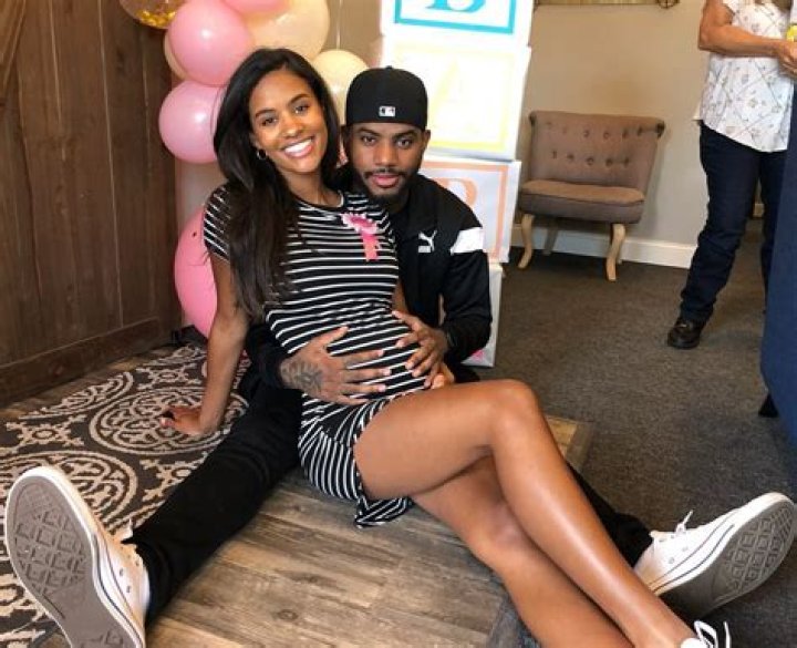 Bryson Tiller and his family!! markeabivens brysontiller 