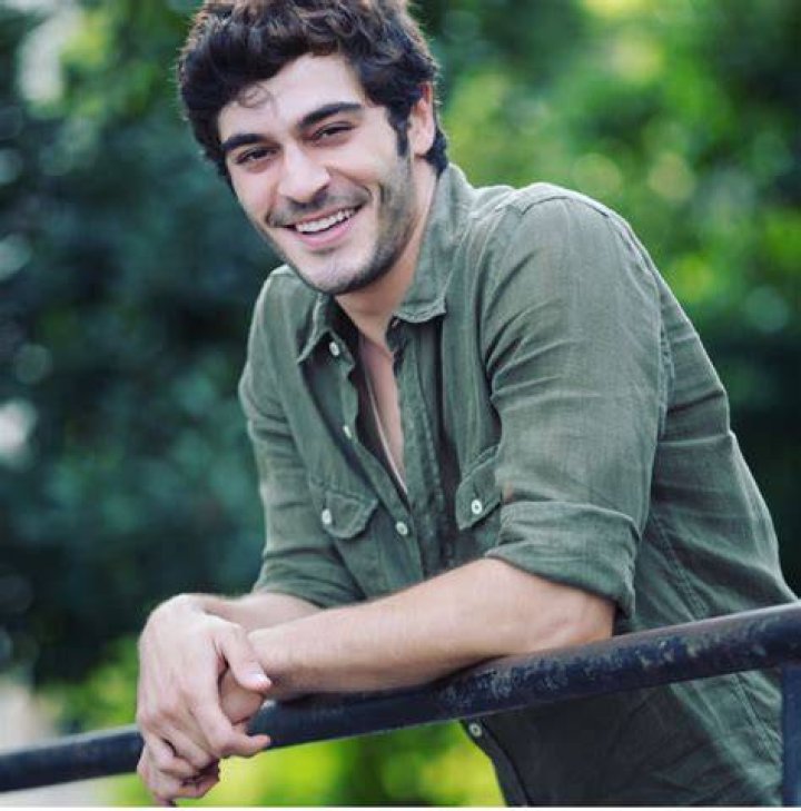 Burak Deniz Biography, Height & Life Story. Super Stars Bio HD phone