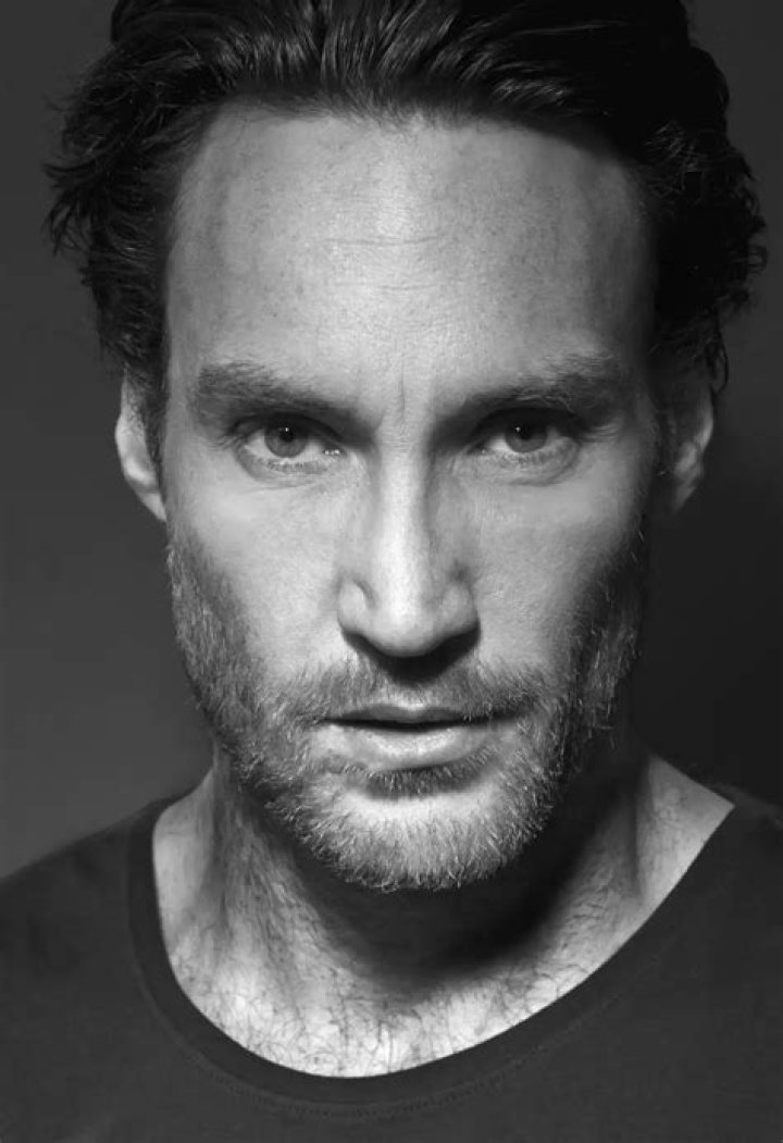Callan Mulvey Biography, Height & Life Story Super Stars Bio