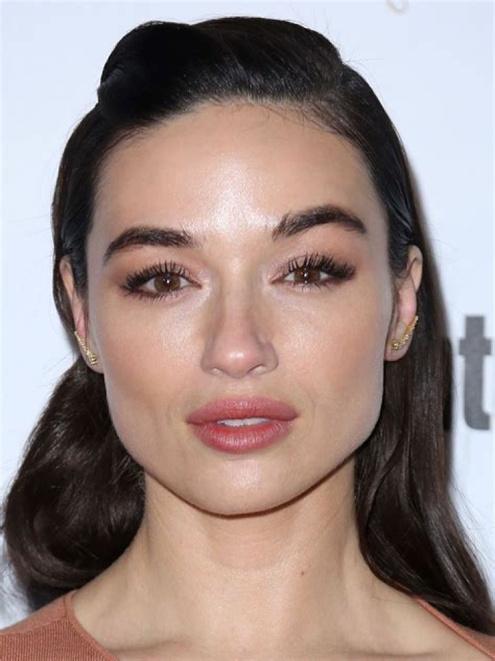 Celebrity Pics Crystal Reed