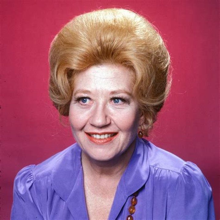 Charlotte Rae Dead At 92 Years Old She Was American Character Actress