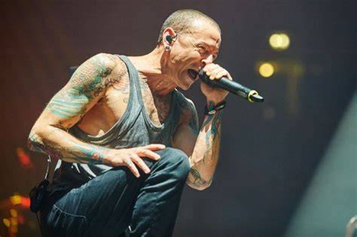 Chester Bennington's wife shares family photo days before he killed