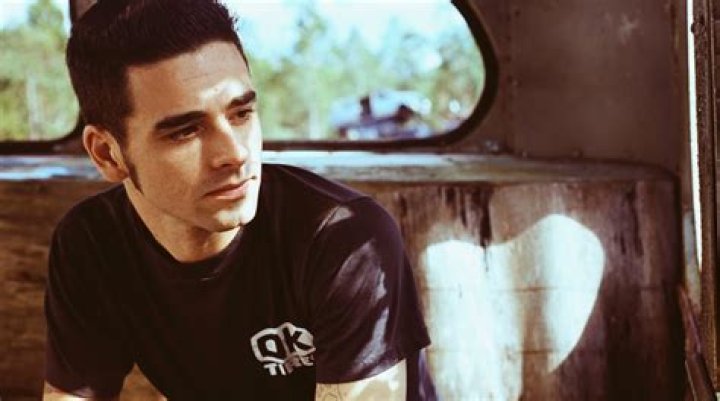 Chris Carrabba of Dashboard Confessional gives a short performance for