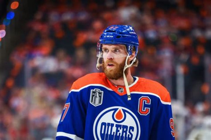 Connor McDavid 10th player in NHL history to win the Ross, Hart