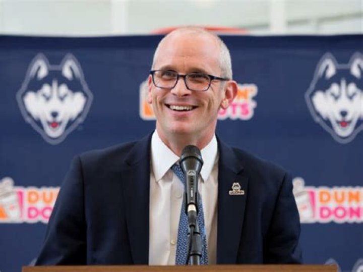 Dan Hurley Bio, Age, Height, Wife, Parents, Net Worth