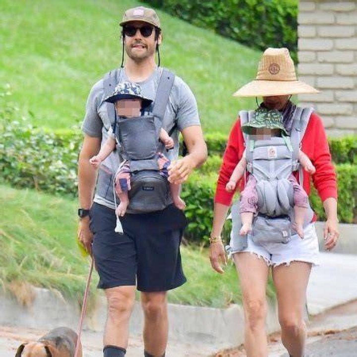 Does Kristen Wiig Have Kids? Meet Her Children With Avi Rothman