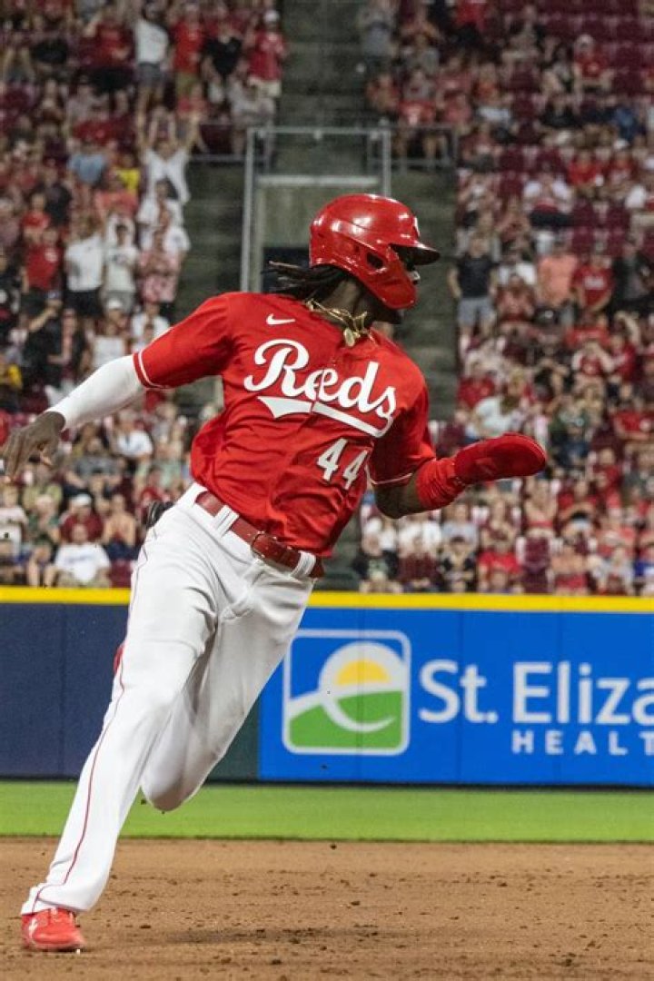 Elly De La Cruz, Reds super prospect who plays like a video game