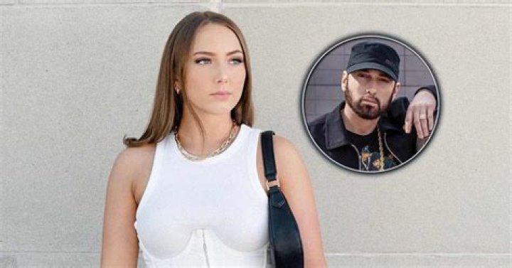 Eminem&rsquo;s Daughter Hailie Explains Why She Used to Be &ldquo;Bothered&rdquo; When
