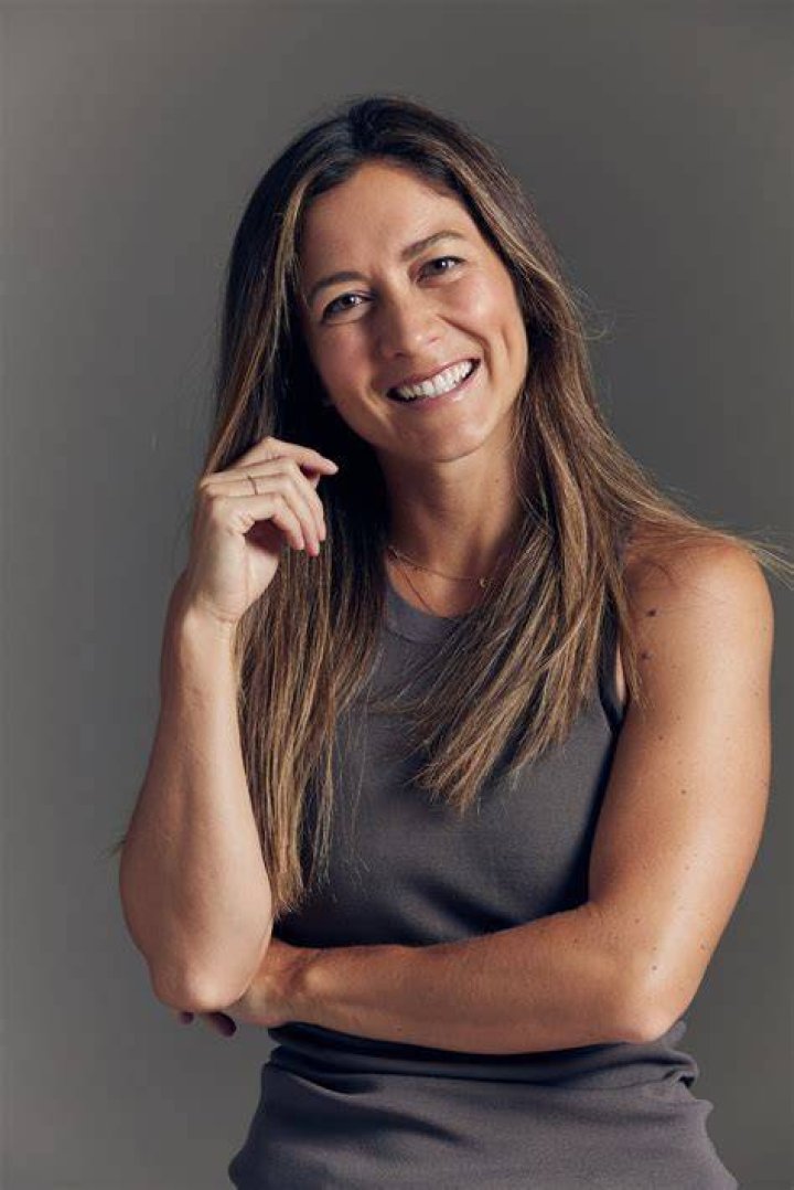 Emma Lovewell's New Memoir Is All About Making Big Changes POPSUGAR