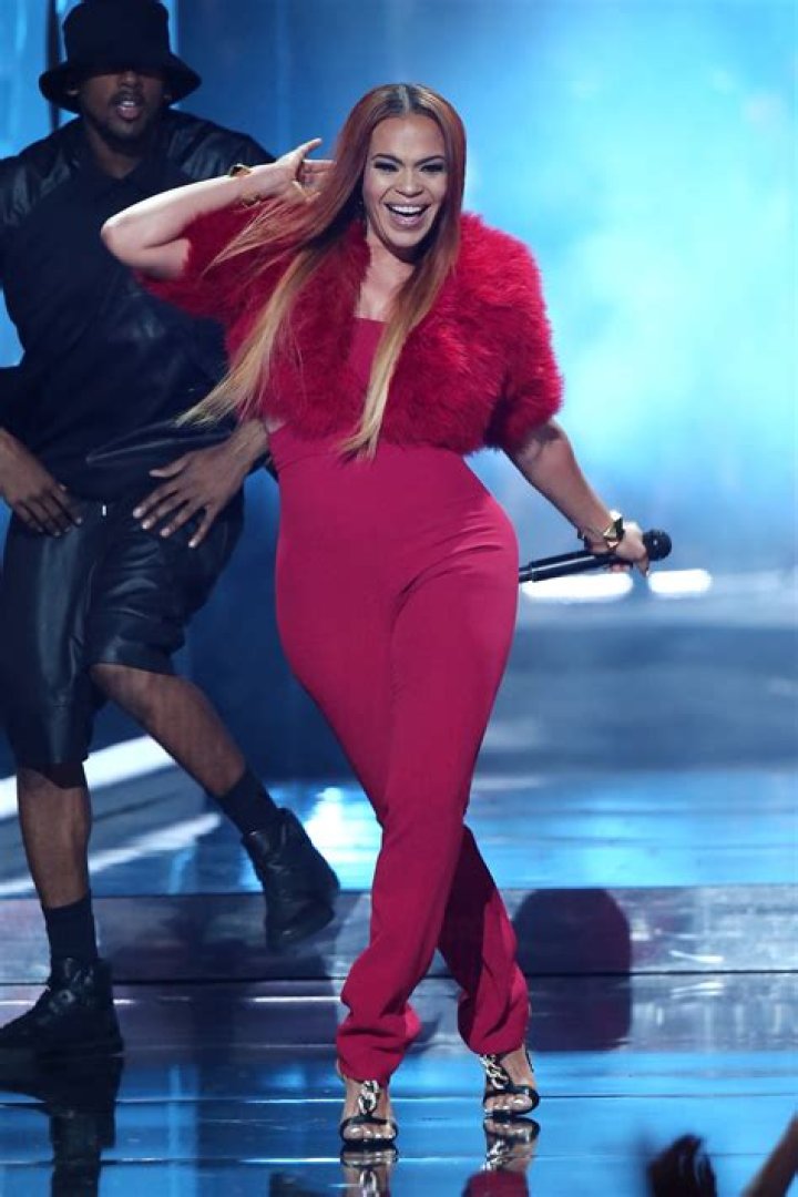 Faith Evans Is Back With Her 2015 Remake Of "Fallin In Love"