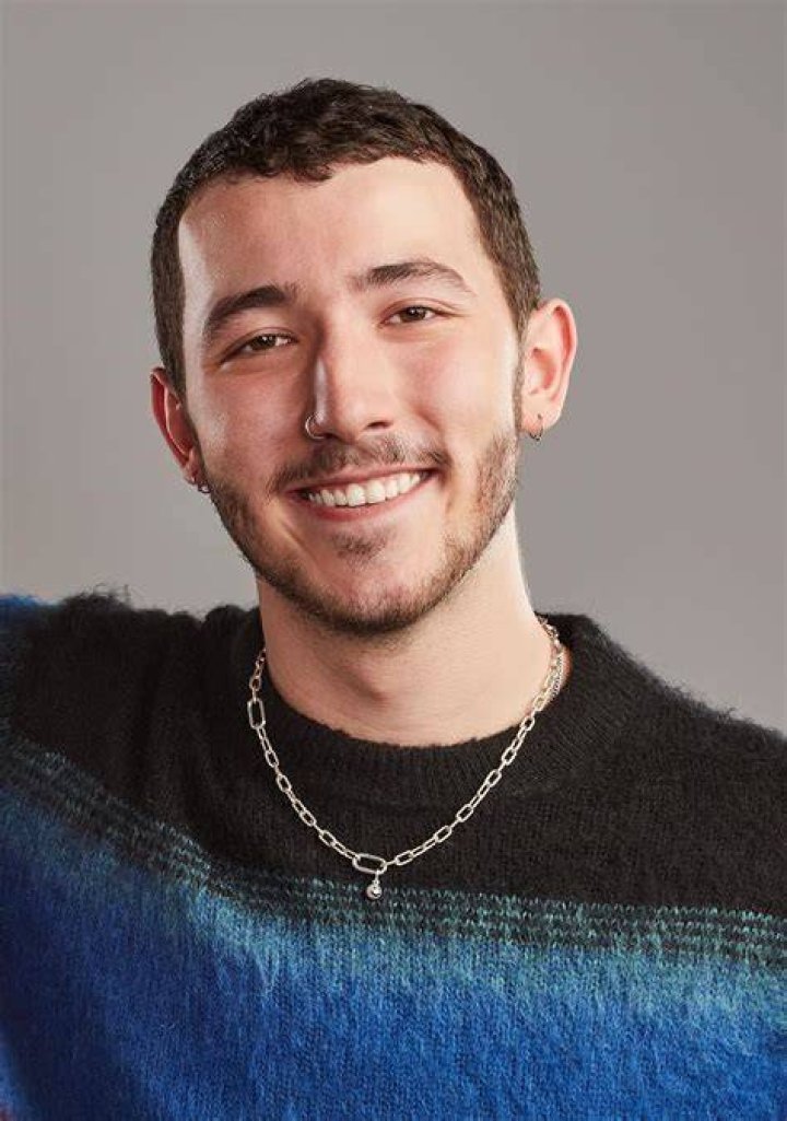 Frankie Jonas Age, wiki,bio, movie career, girlfriend and net worth