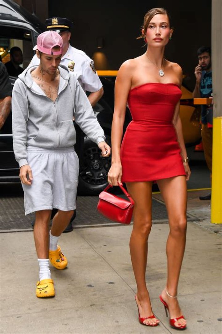 Hailey Bieber Wears Her ‘B’ Necklace While on Romantic Stroll with