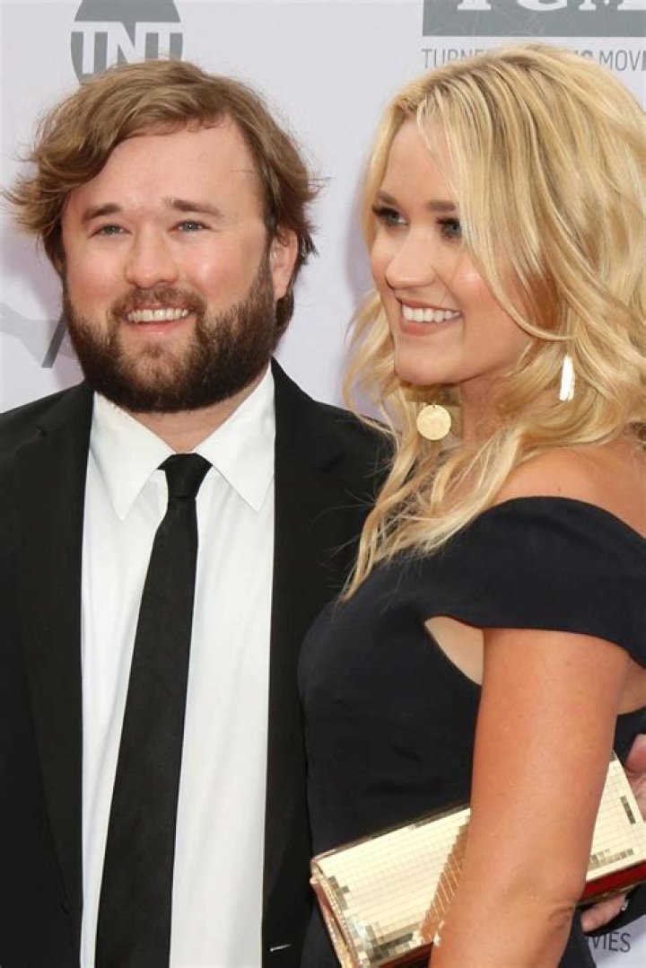 Haley Joel Osment holds hands with statuesque girlfriend on LA stroll