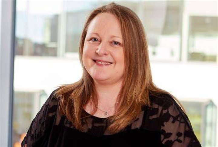 Helen Morris Biography Facts, Childhood, Family Life & Achievements