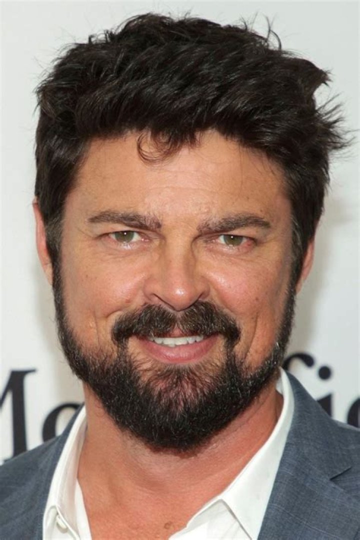 Is Karl Urban a good guy? Does Karl Urban have kids? ABTC
