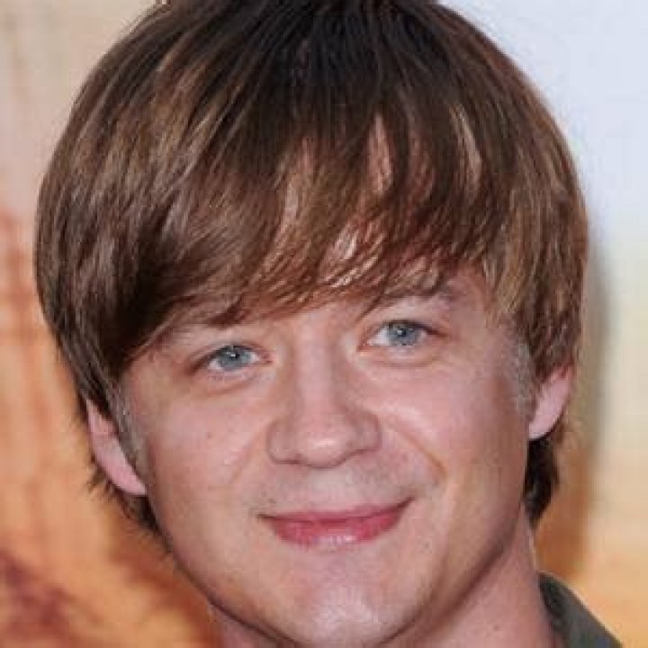 Jason Earles Bio, Facts, Family Life of Actor