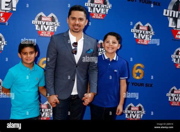 Jay Hernandez Kids