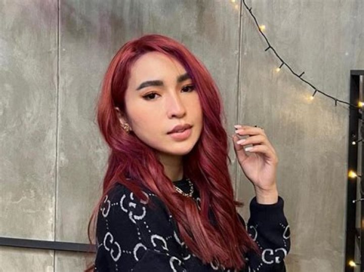 Jelai Andres launches own perfume line GMA Entertainment