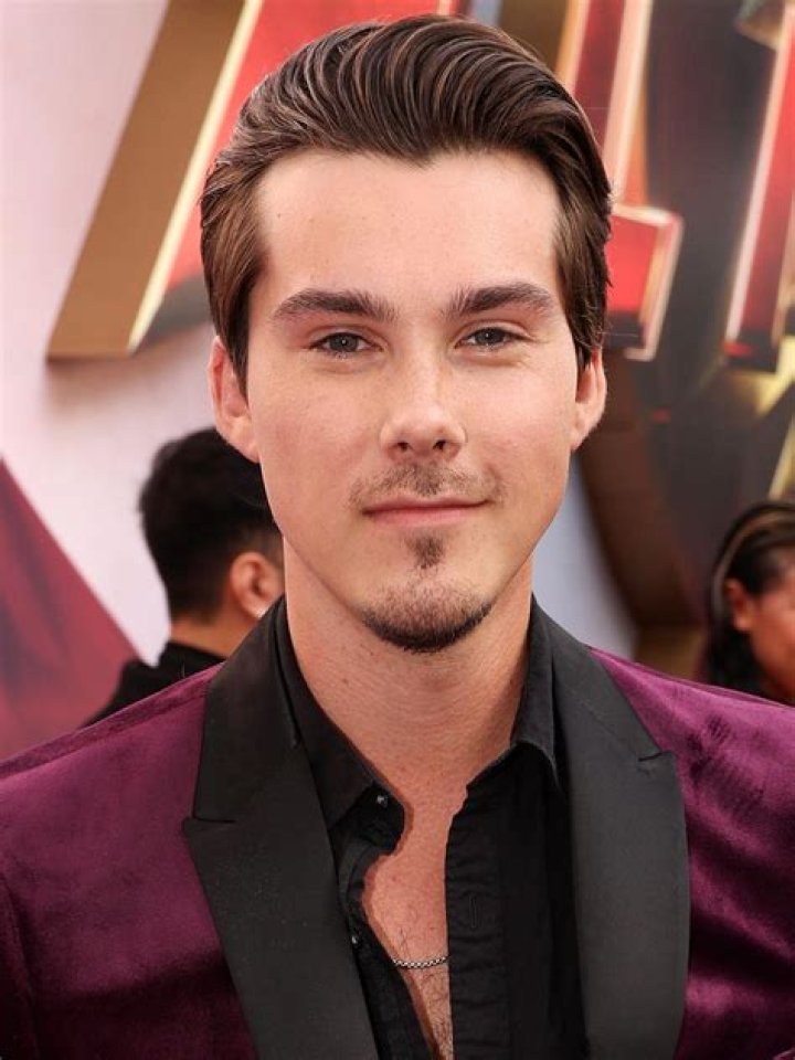 Jeremy Shada Größe, Gewicht, Alter, Körperstatistik