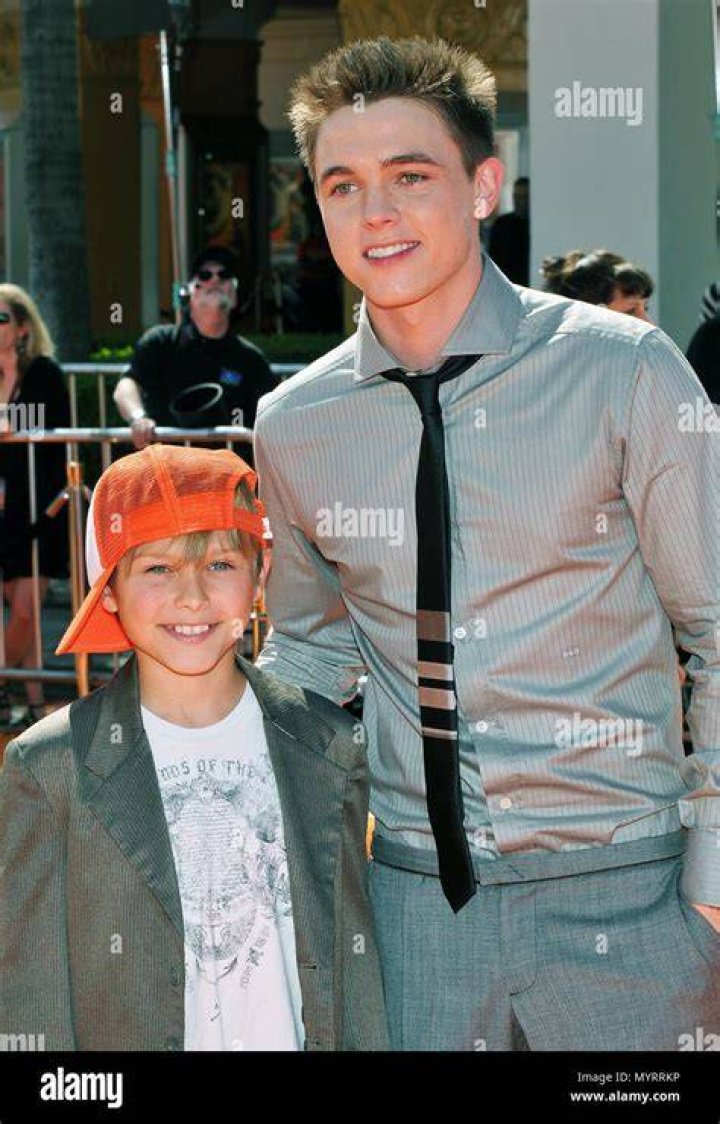Jesse McCartney & Brother Stock Editorial Photo © Jean_Nelson 13090049