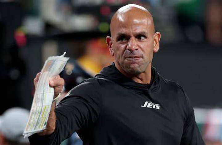 Jets&rsquo; Robert Saleh Jabs Broncos&rsquo; Sean Payton With Russell Wilson
