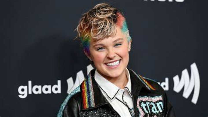 Jojo Siwa Reveals That She&rsquo;s Pregnant?! 🤰 in 2022 Pregnant, I'm