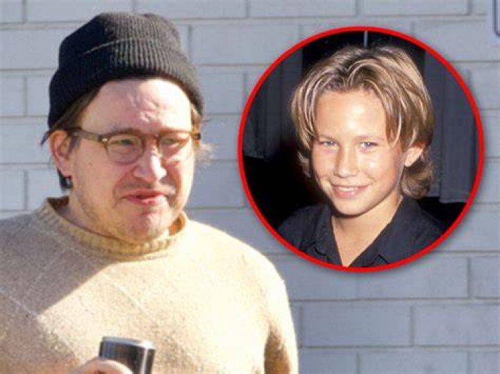 Jonathan Taylor Thomas 2024 dating, net worth, tattoos, smoking & body