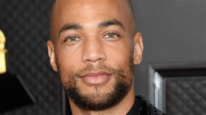Kendrick Sampson Insecure Kendrick Sampson On His Cathartic Portrayal