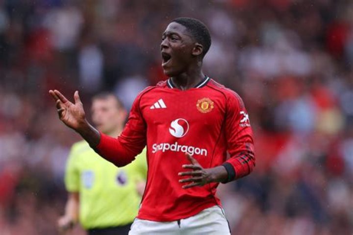 Kobbie Mainoo needs to be studied his dazzling ping at Anfield defied