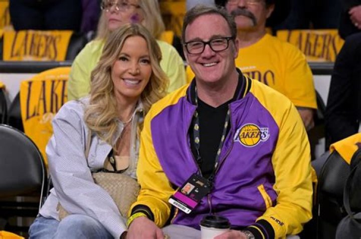 Lakers Owner Jeanie Buss Shares a Stunning Revelation About Magic