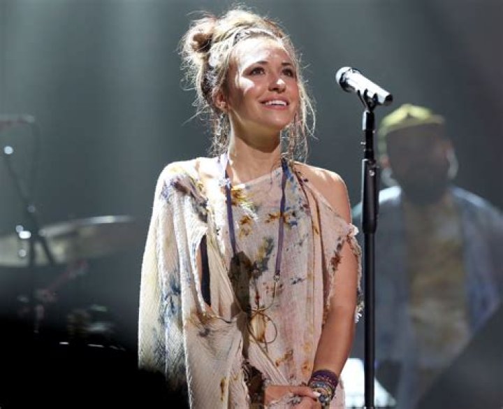 Lauren Daigle Bio, Wiki, Age, Height, Religion, Career, Songs