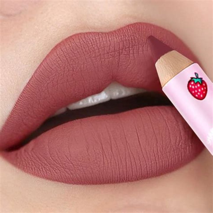 Lipstick That Stays Put