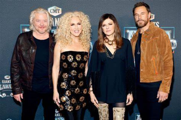 Little Big Town Couple Reflect on Surprise Wedding