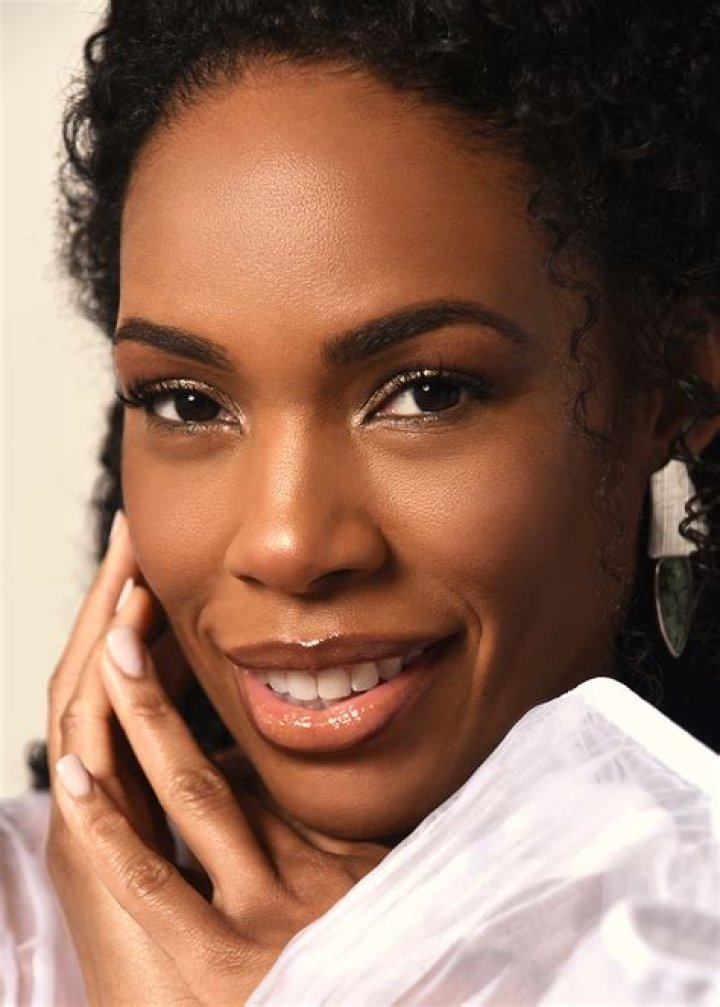 &lsquo;Snowfall&rsquo; Interview Angela Lewis Talks Aunt Louie in Season 6 Complex