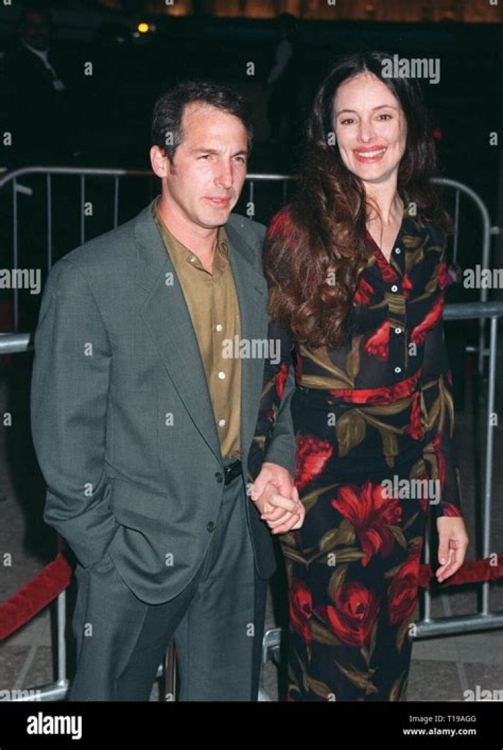 Madeleine Stowe and husband Brian Benben get some fresh air during