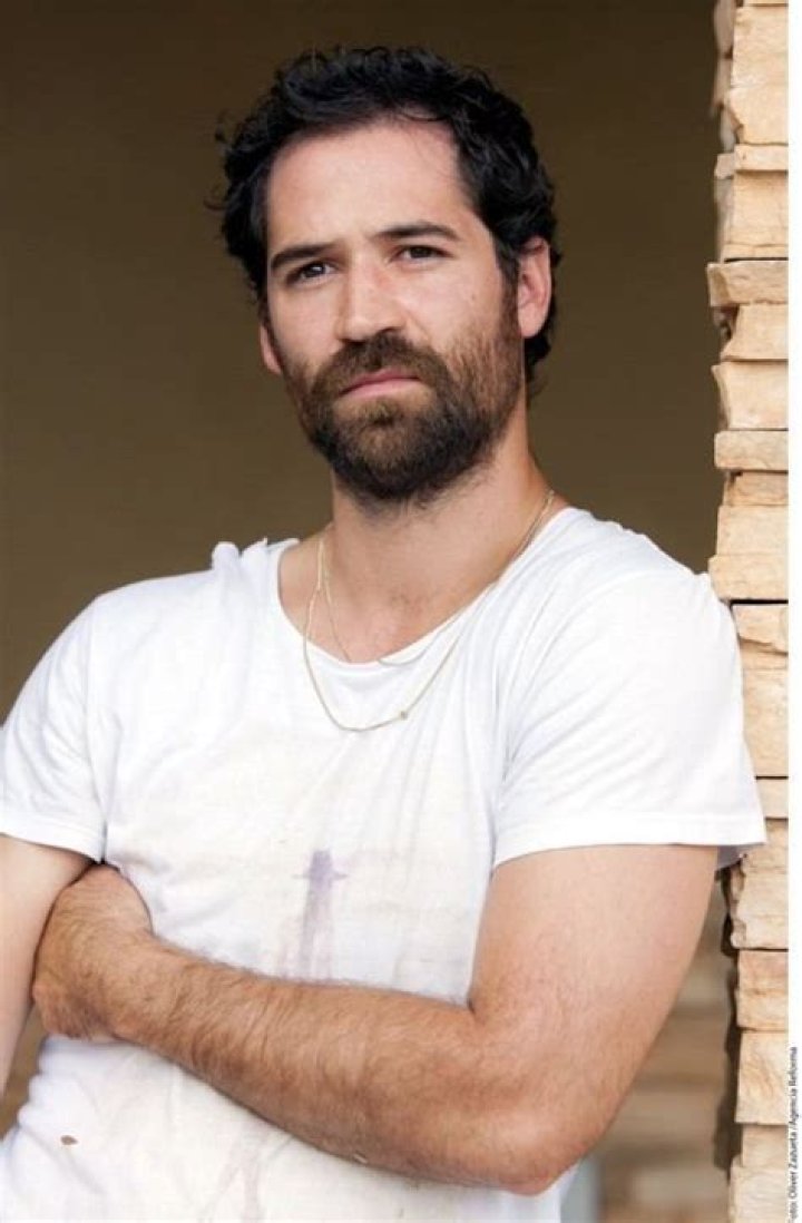 Manuel GarciaRulfo Movies List , Height, Age, Family, Net Worth
