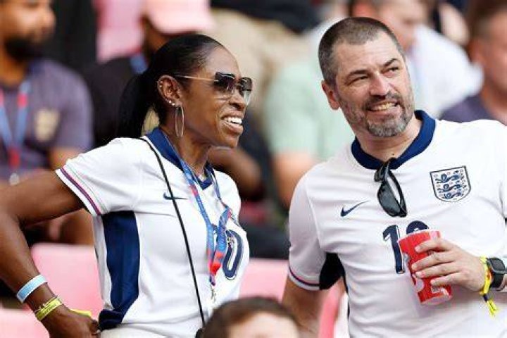 Mark Bellingham Wife Denise Bellingham Married Life