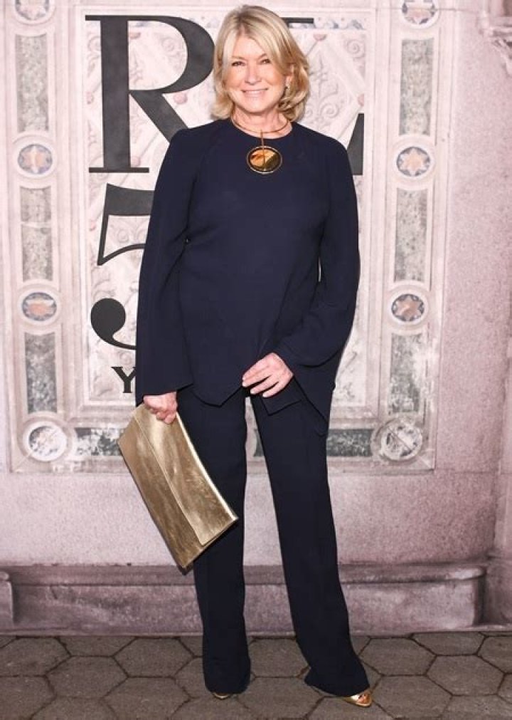 Martha Stewart weight, height and age. Body measurements!