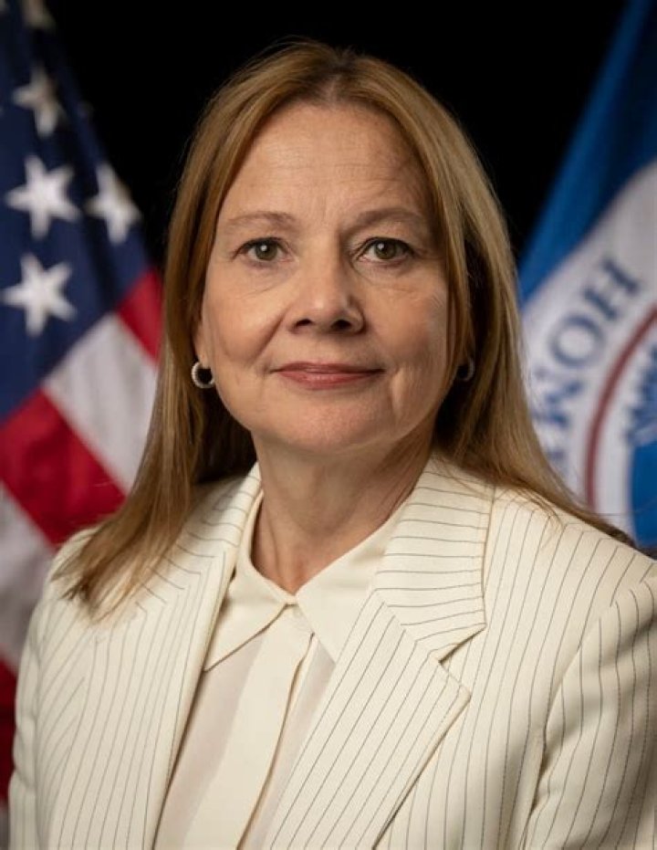Mary Barra Biography And Net Worth, Salary And Husband Anthony Barra